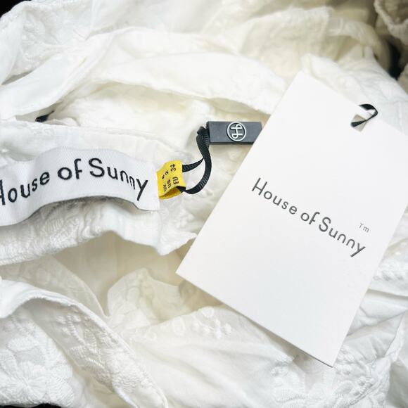 House of Sunny Prairie Sundress Pearl White Dress‎ Embroidered Floral Size 2 - Picture 7 of 8